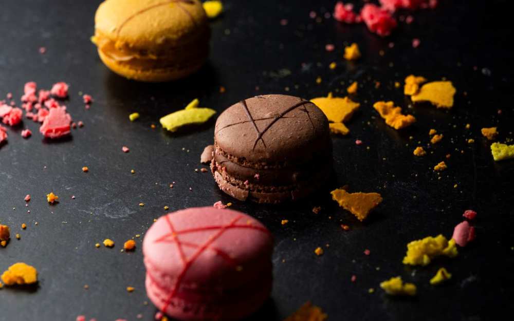 FRENCH MACARONS