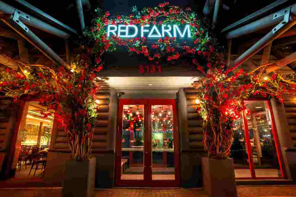 Exterior de RedFarm por World Red Eye