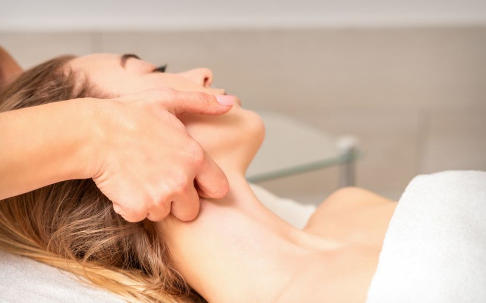 Boost your Immunity at Centner Wellness-Edgewater, our luxury holistic spa. (305) 603-8540