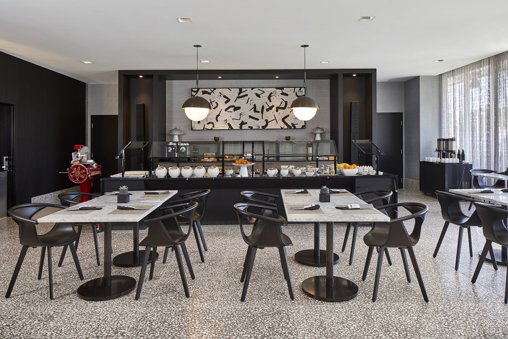 AC Kitchen by Day