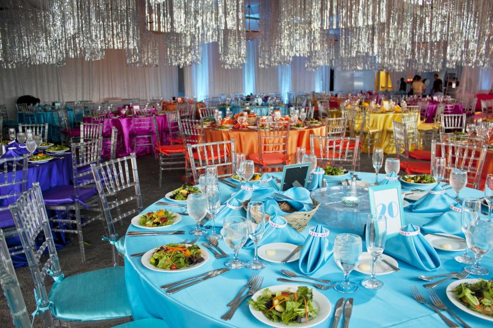 Bar/Bat Mitzvahs in Bayview Ballroom with flexible decor and catering options available.