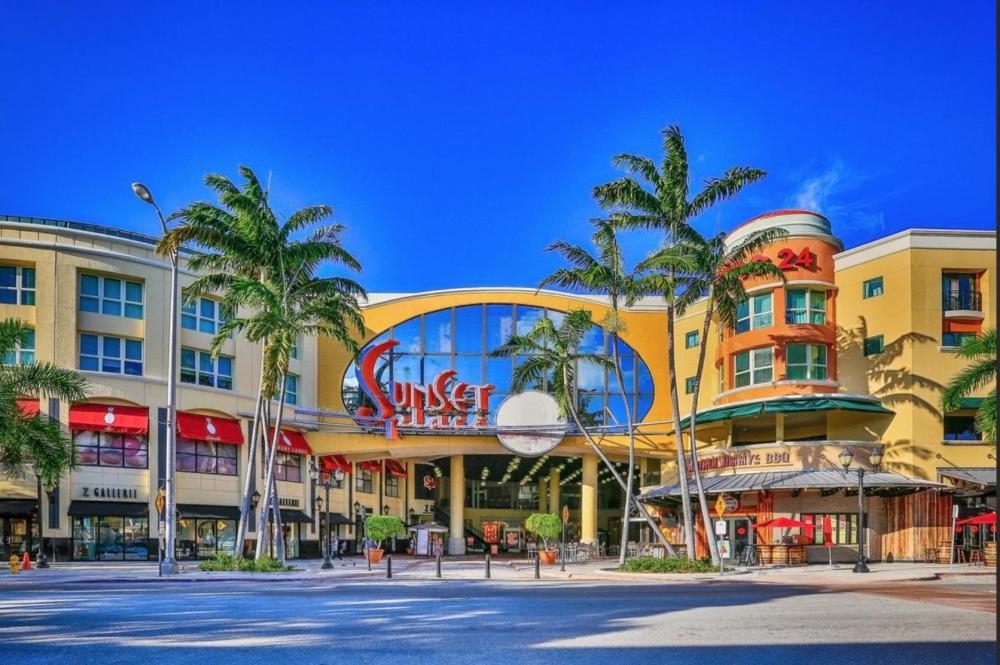 Sunset Place Entrance