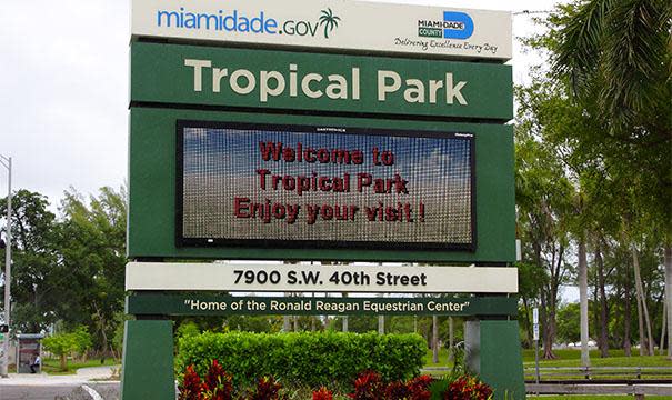 Entrance sign