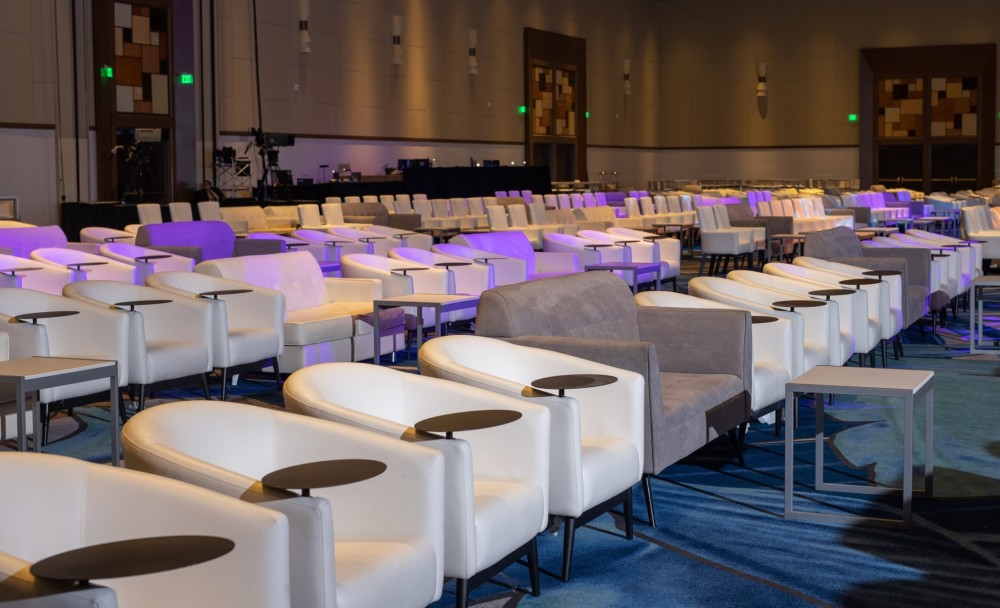 Plenary General Session Seating for 600