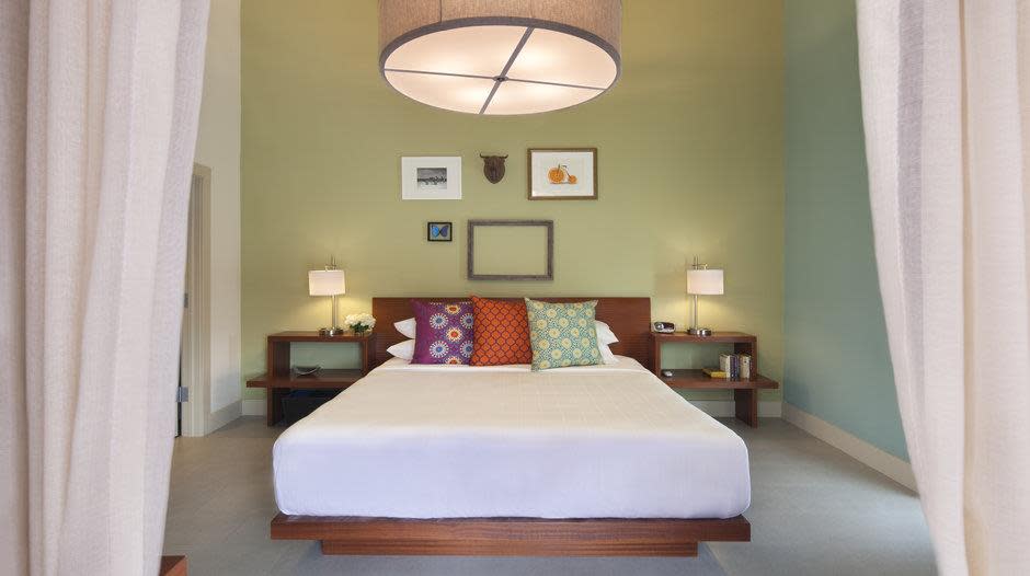 Front bed