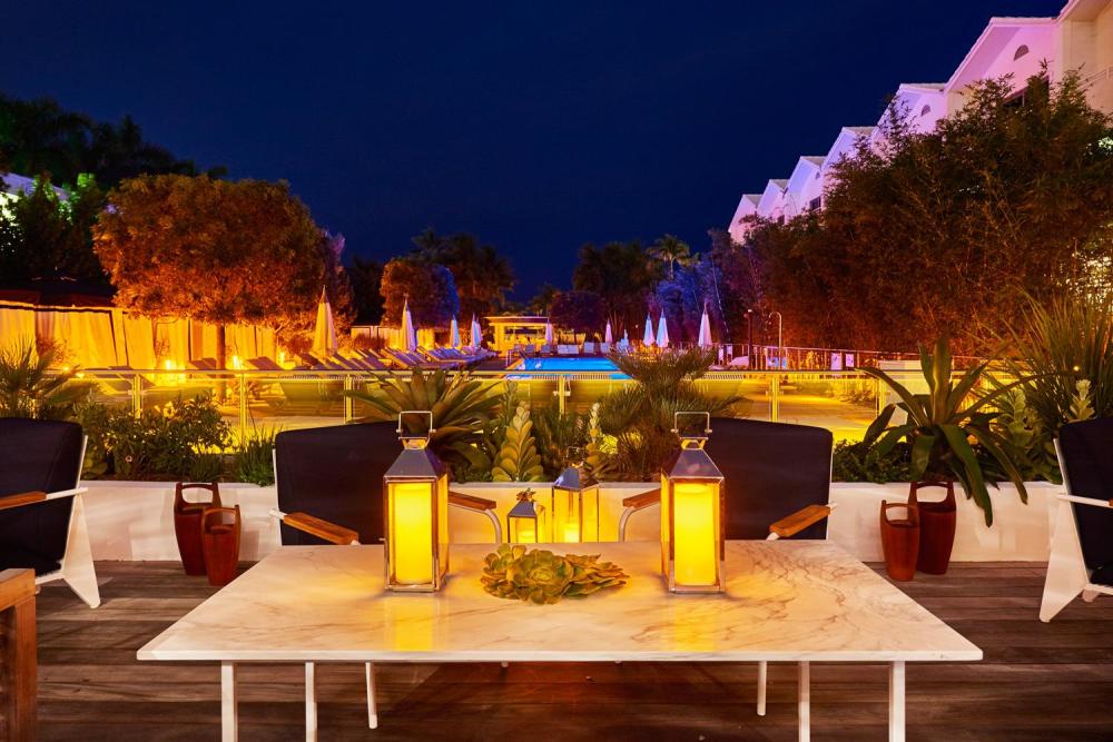 Nautilus Cabana Club