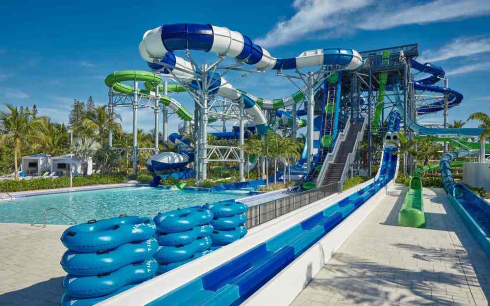 The original Boomerango: steep drop propels up near-vertical wall for weightless moment before splash pool descent.
