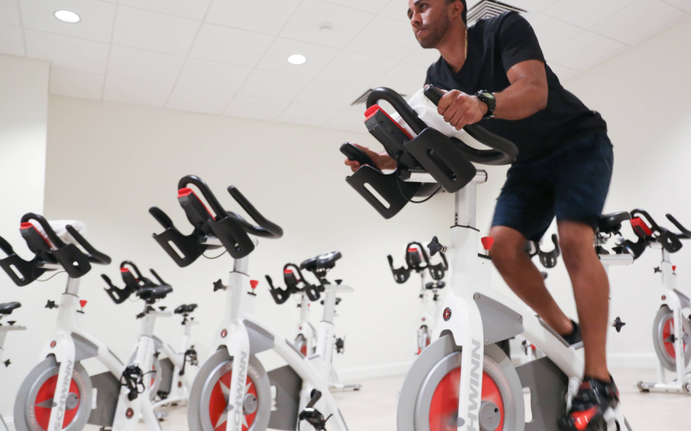 High and Low Intensity, Heart Rate Specific, Non-Impact, âme's very own indoor Spinn Class. Join the group fitness classes today!