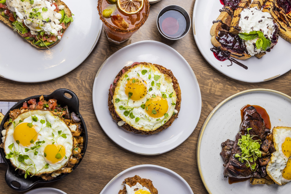 Brunch Table scape selection