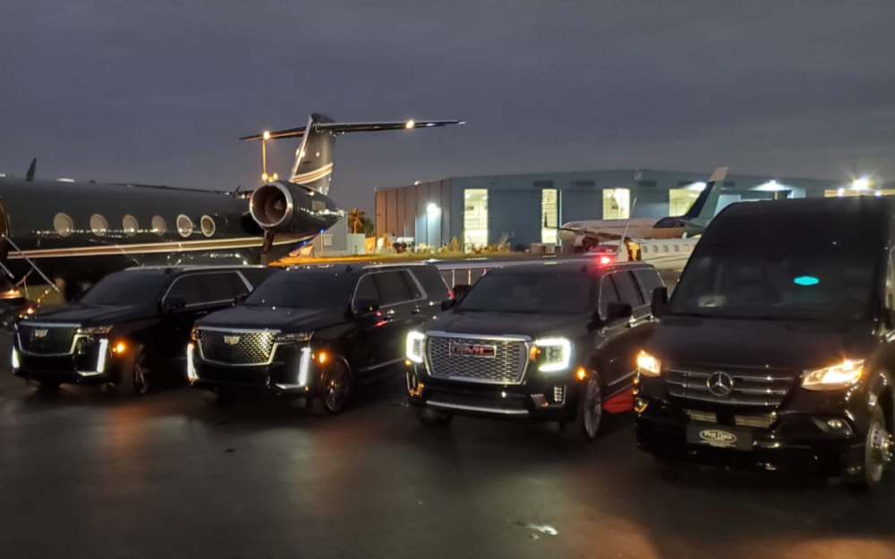 Luxus-SUVs und Sprinter bei MIA Signature Aviation.