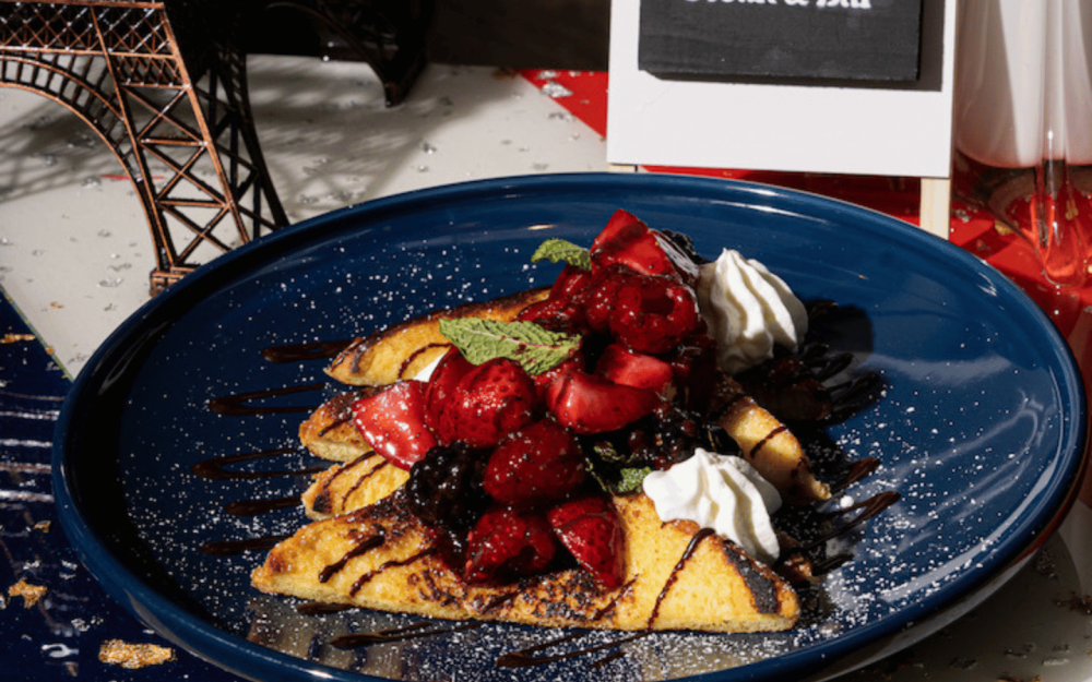 NUTELLA-KISSED FRENCH TOAST