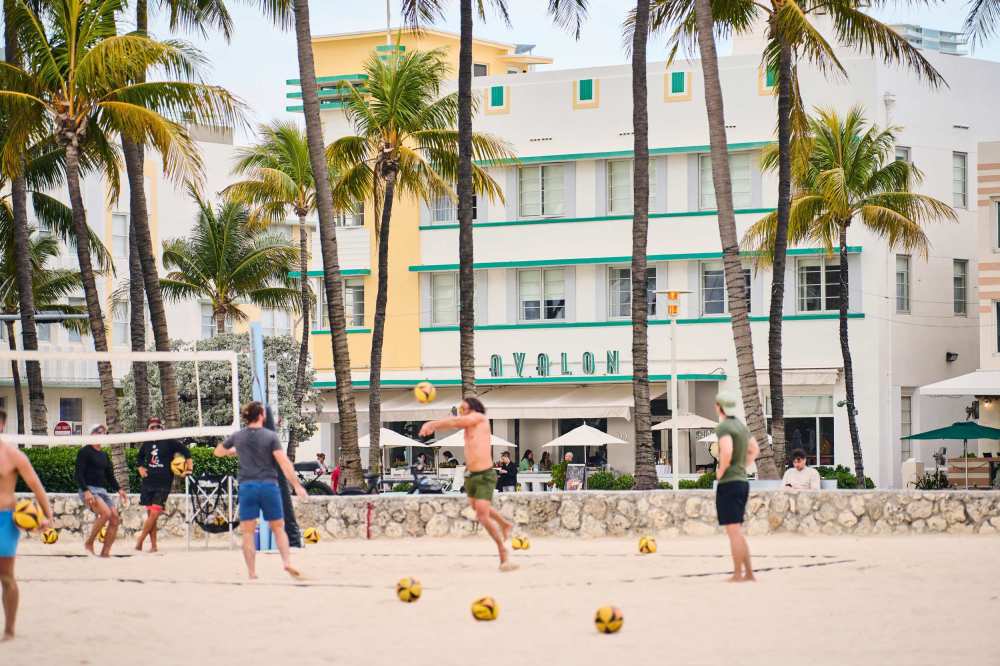 Avalon Hotel Exterior