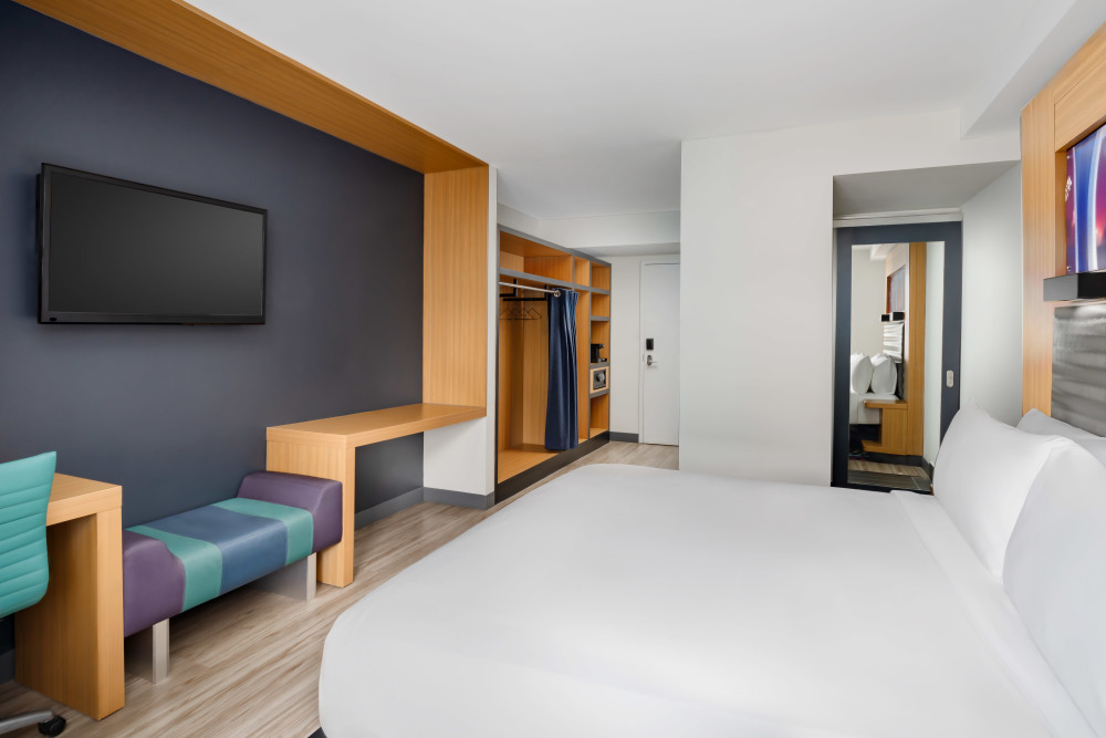 Recharge in our King room—sleek design, plush king bed, and modern comforts in the heart of Brickell Miami.