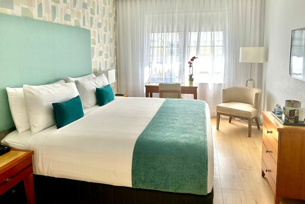 Avalon Hotel Room