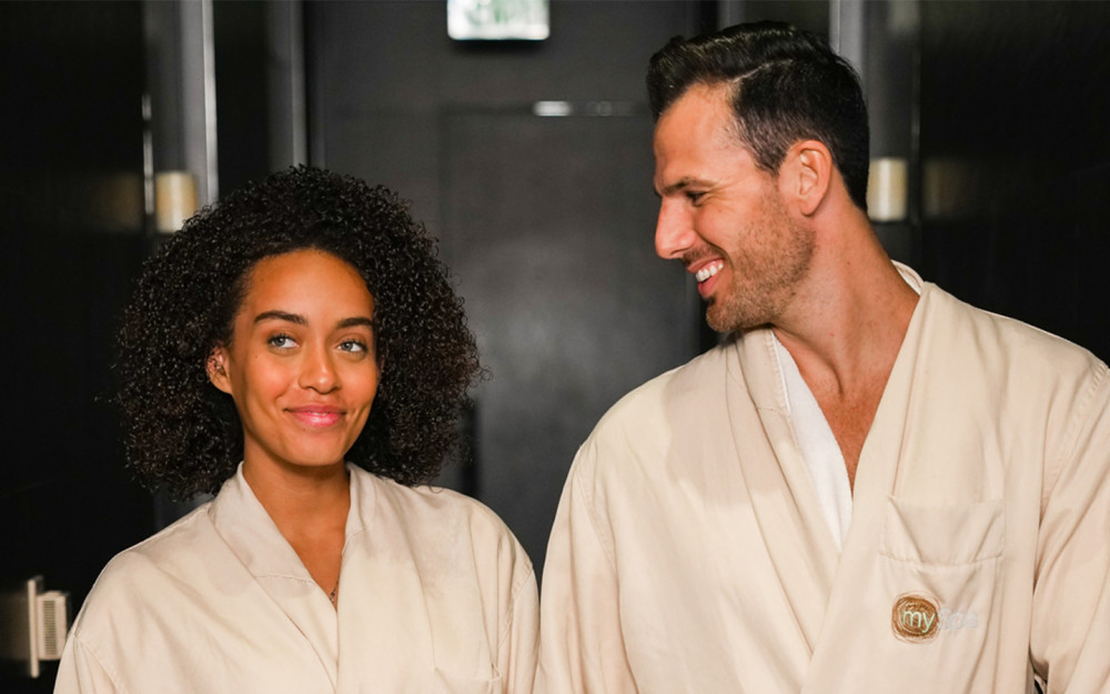 Enjoy pure bliss in our couples room as you both get pampered with a deep tissue couples massage.