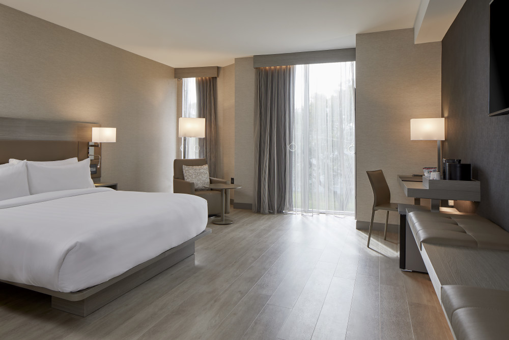 AC Hotel Miami Wynwood ADA King Guestroom