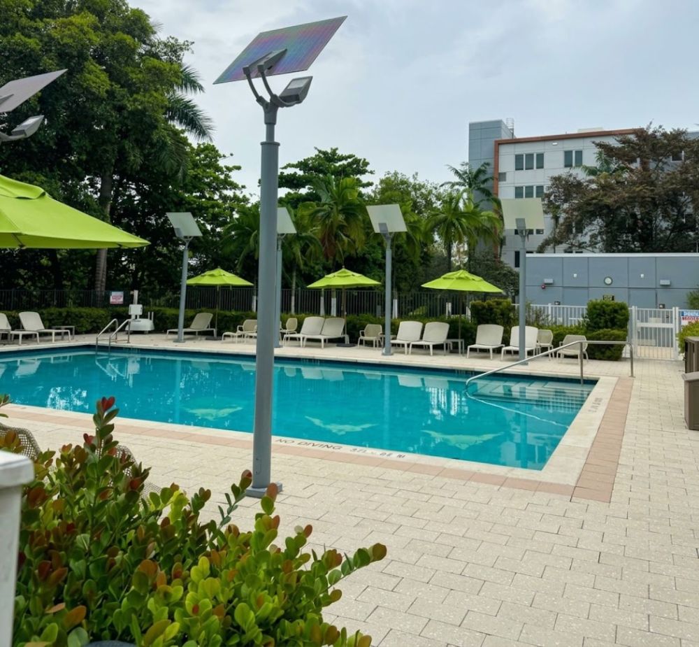 Designed as an eco-conscious outdoor oasis, the heated saline pool offers a healthier, chemical-reduced swimming experience.