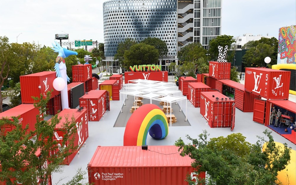 Activation in Jungle Plaza