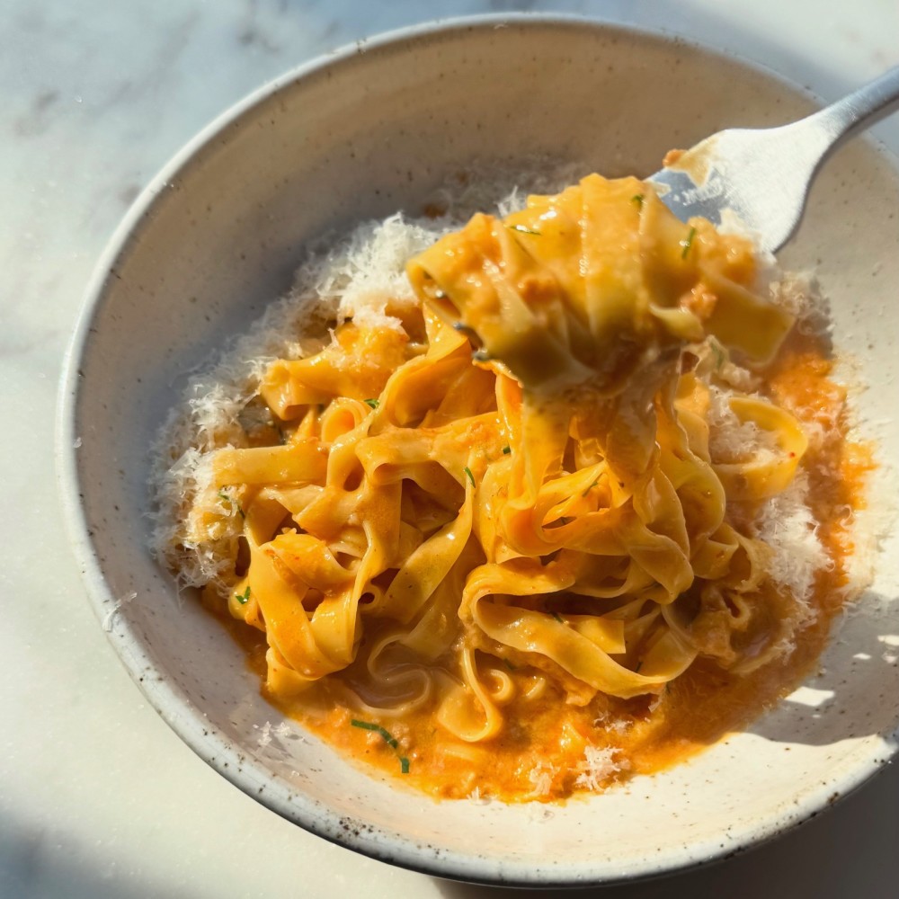 Fettuccine con nduja casera, mascarpone y parmigiano reggiano