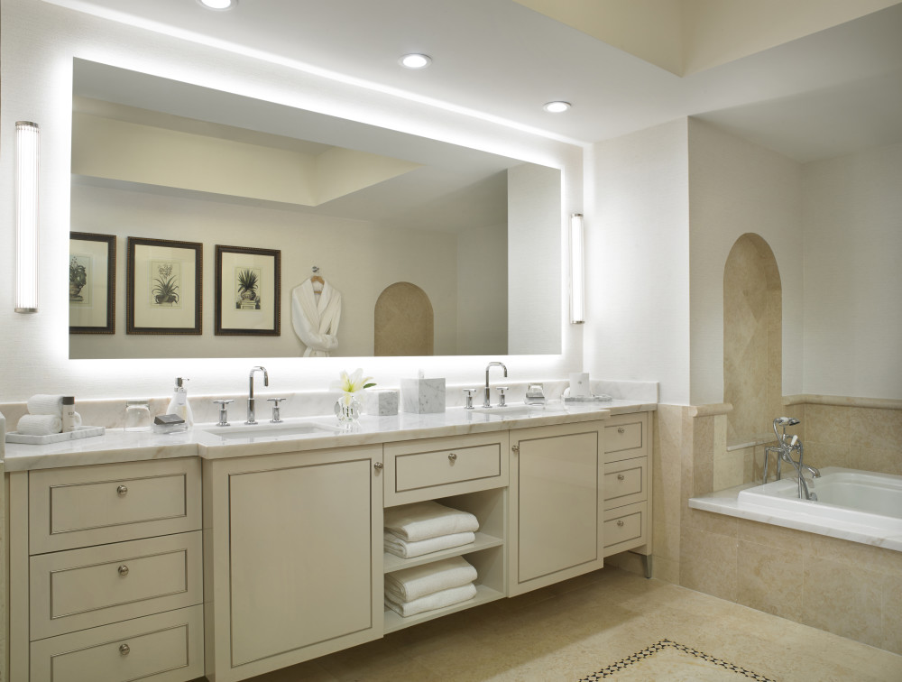 Suite Bathroom
