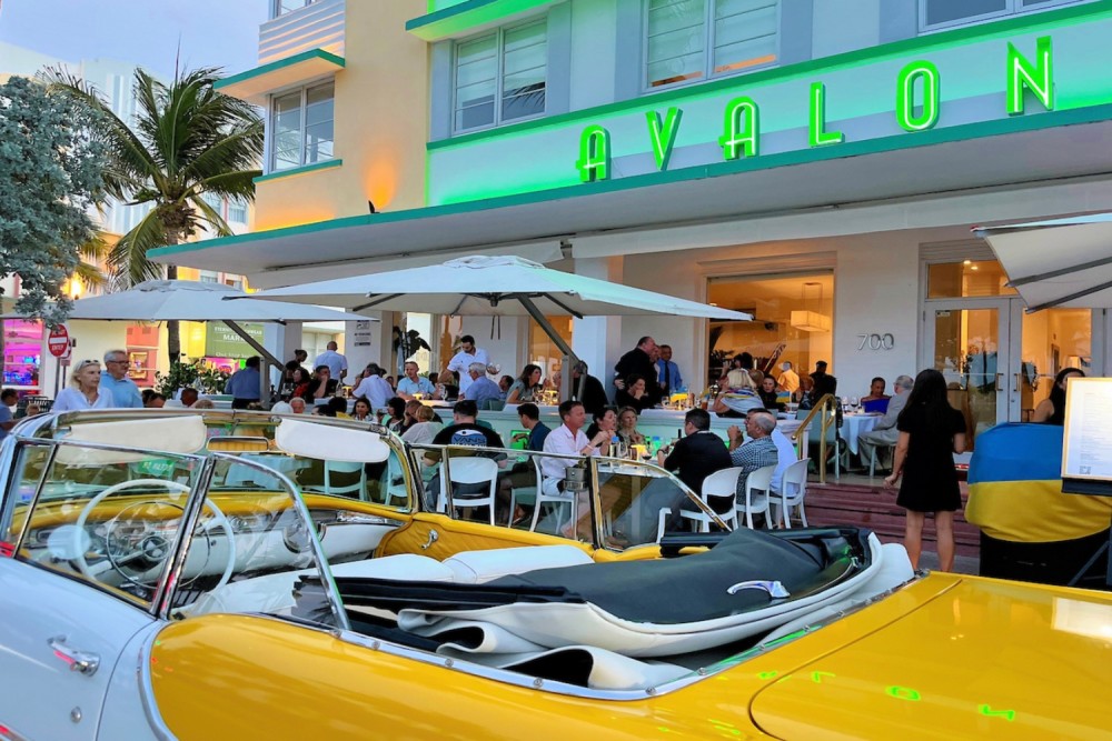 Avalon Hotel Exterior