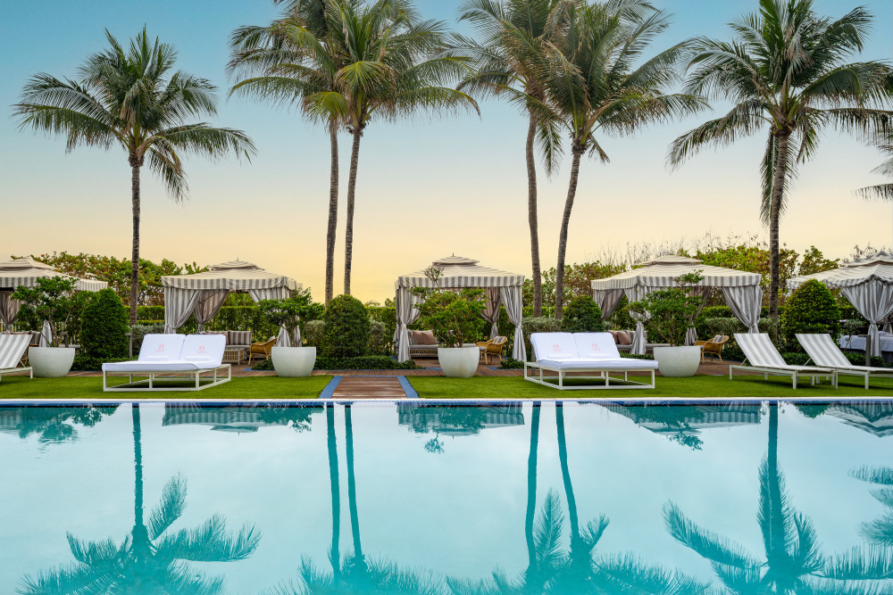 Cabana the Day Away 
Enjoy the full Miami Beach experience in one of our private poolside cabanas. Retreat to the cool shady breeze with your choice o