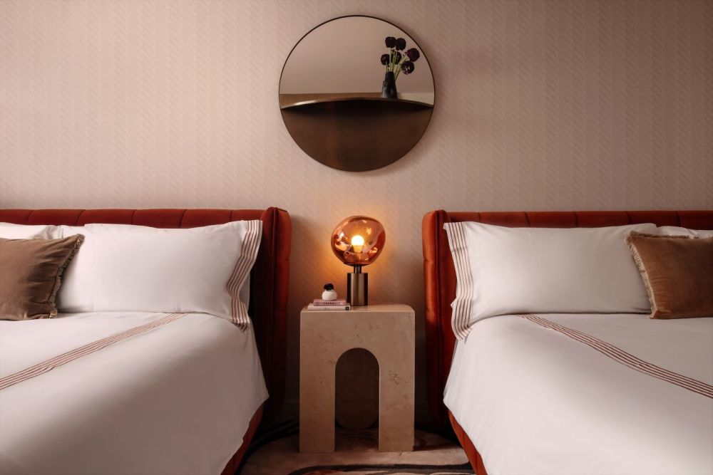 Queen-Queen guestroom