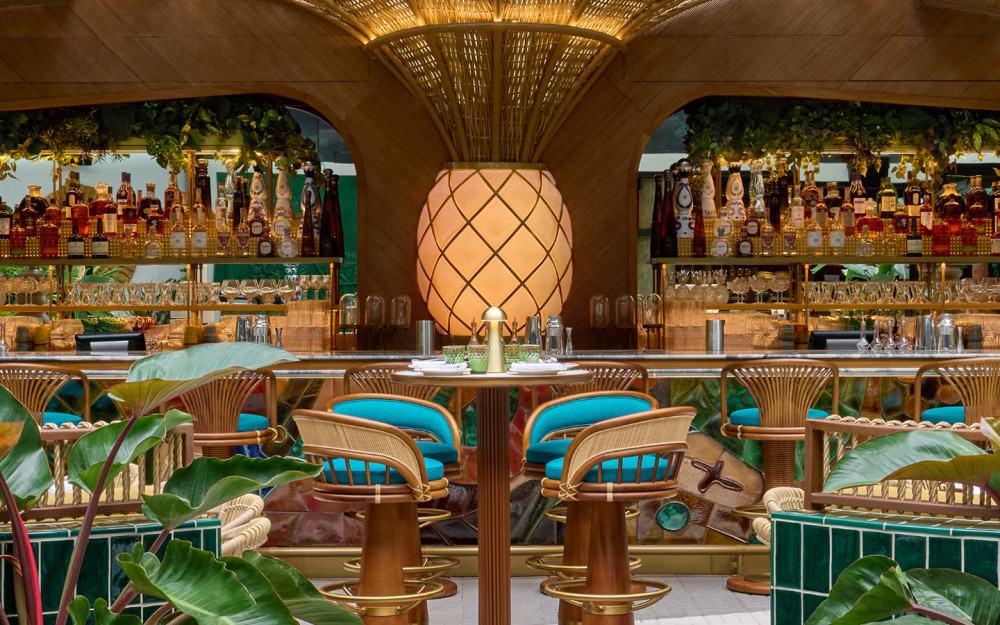 Amazonico bar and high top tables
