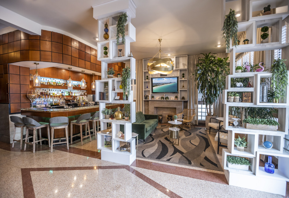 Chesterfield Hotel & Suites - lobby