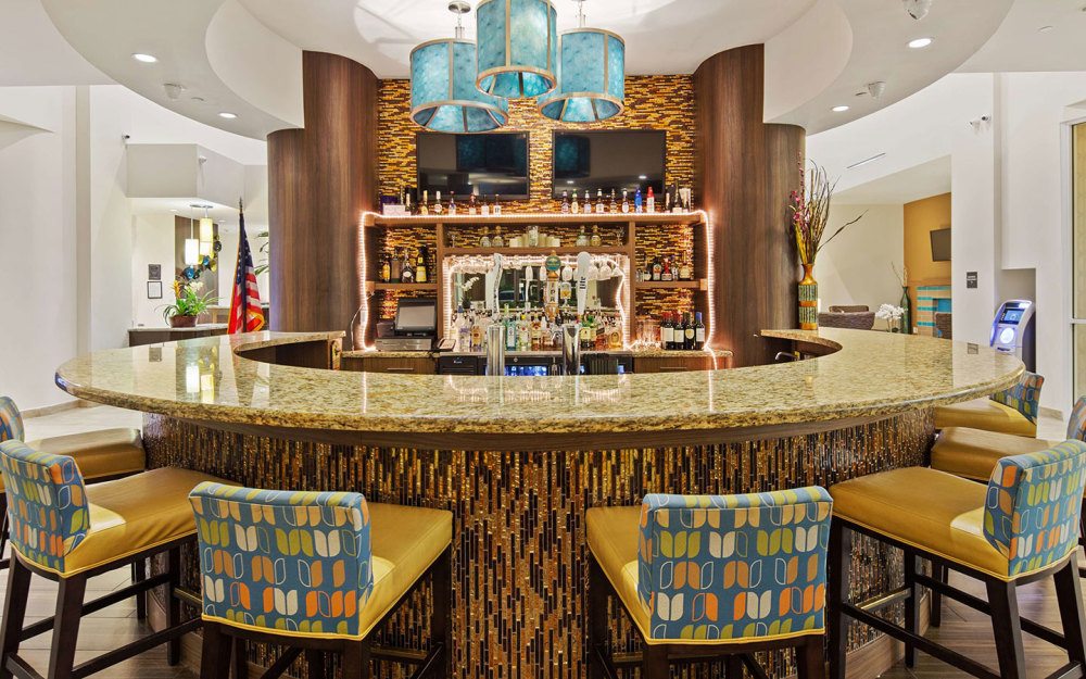 Full Bar