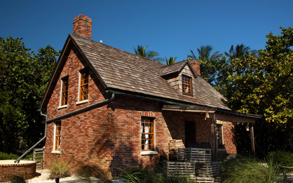 Lighthouse Keeper cottage at Bill Baggs State Park