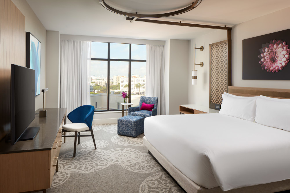 Deluxe King Guestroom