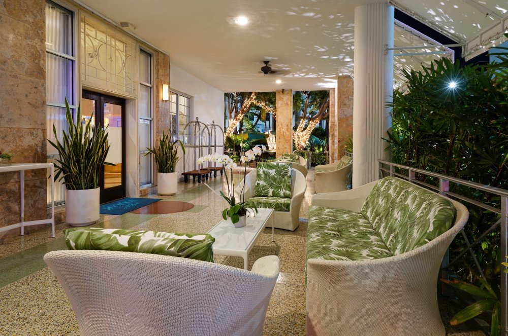 Entrance Breezeway