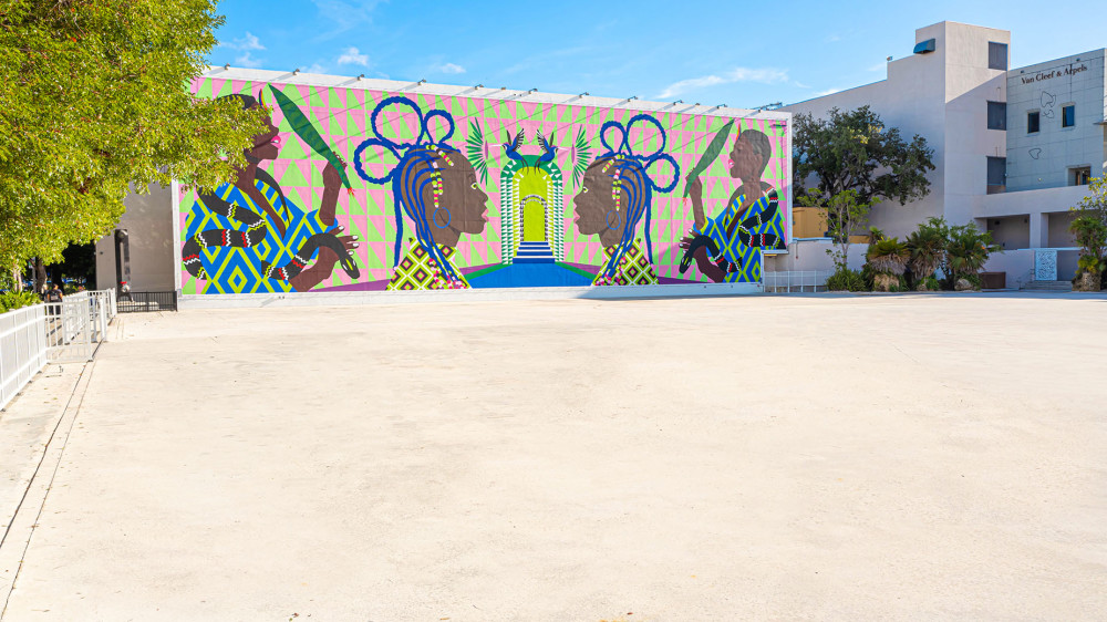 Jungle Plaza