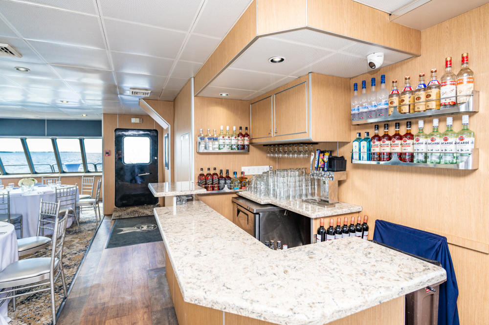 Dining Level Bar