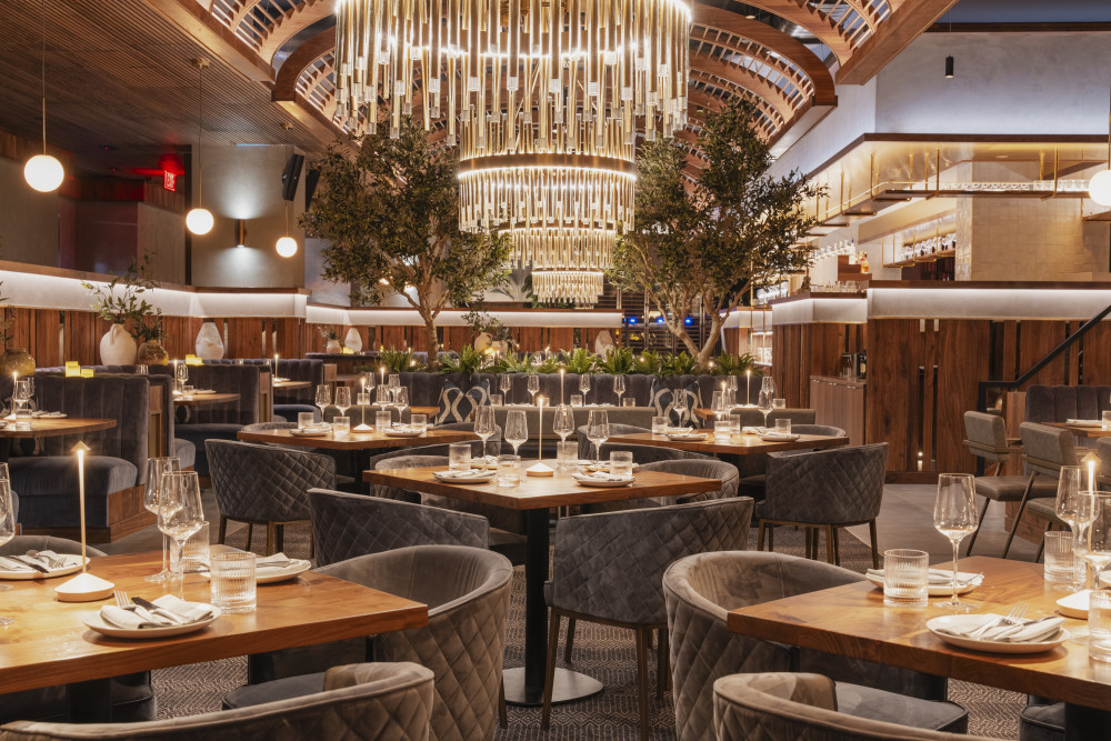 Main Dining Room in Sparrow Italia