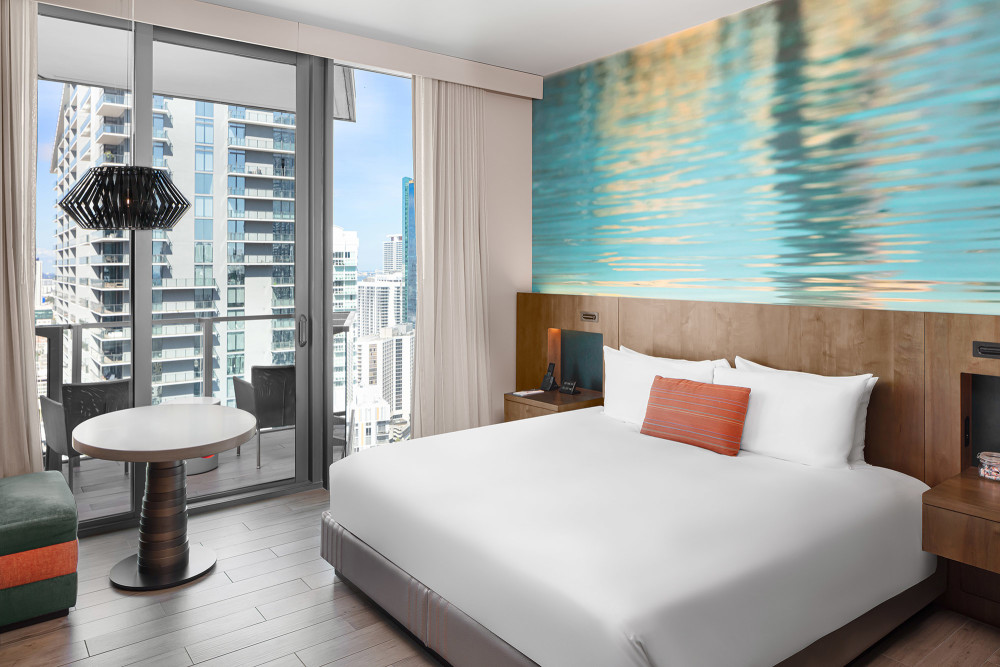 Urban King Room