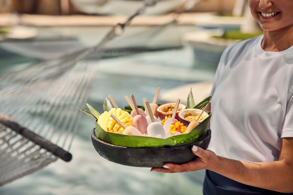 Pool Amenities
