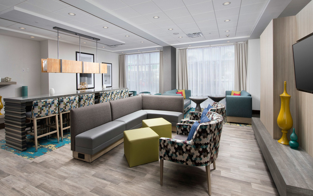 Media lounge