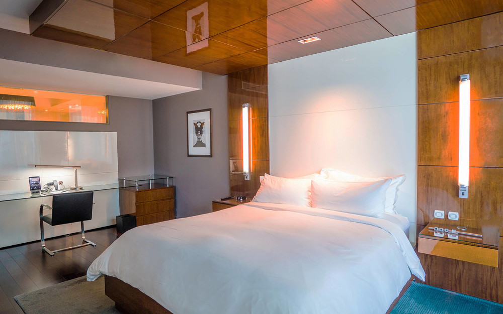 Hotel Beaux Arts Guest Room