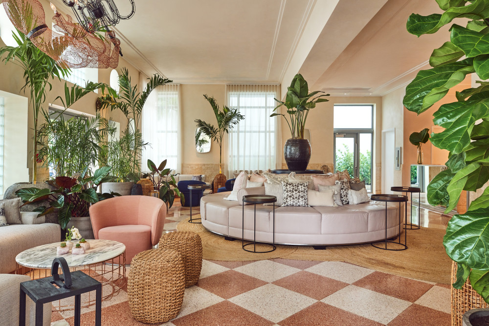 Hotel Lobby