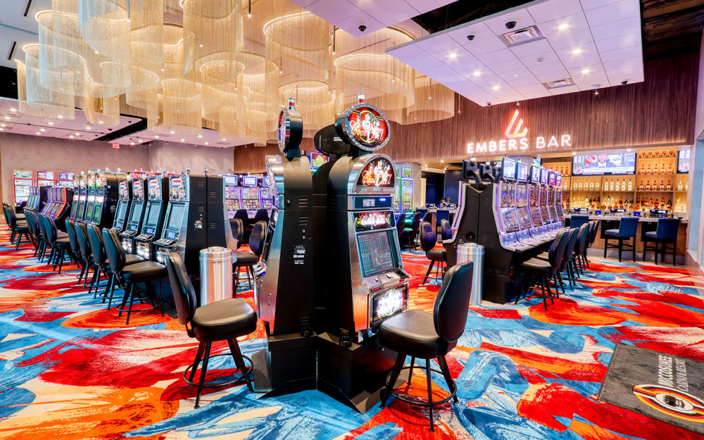 Enjoy a smoke in style at the Exclusive Smoking Room & Bar, featuring 117 slot machines, including eight bar-top games and the private Embers Bar.