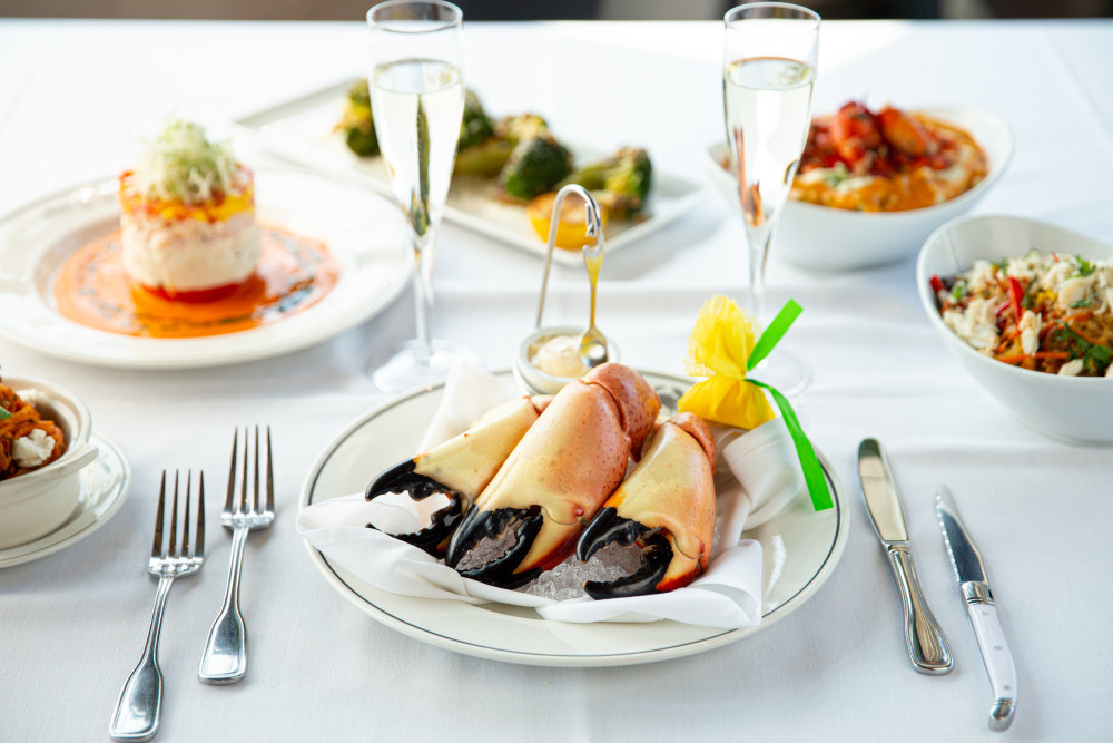 Fresh Florida Stone Crab Claws.