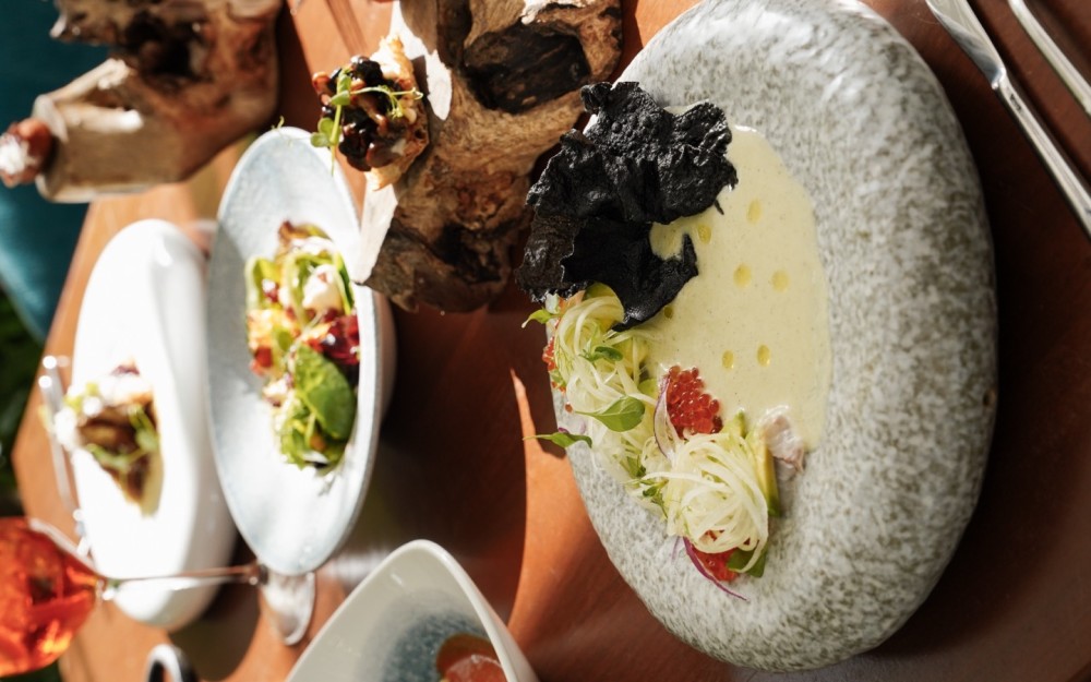 BRANZINO TIRADITO & LECHE DE TIGRE WITH TROUT CAVIAR