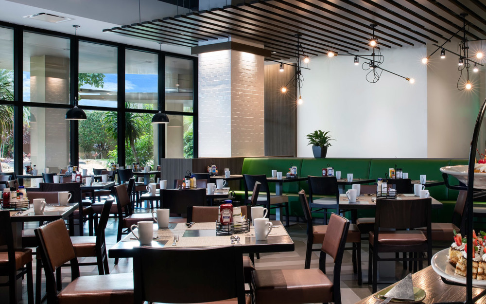 Impressions dining area