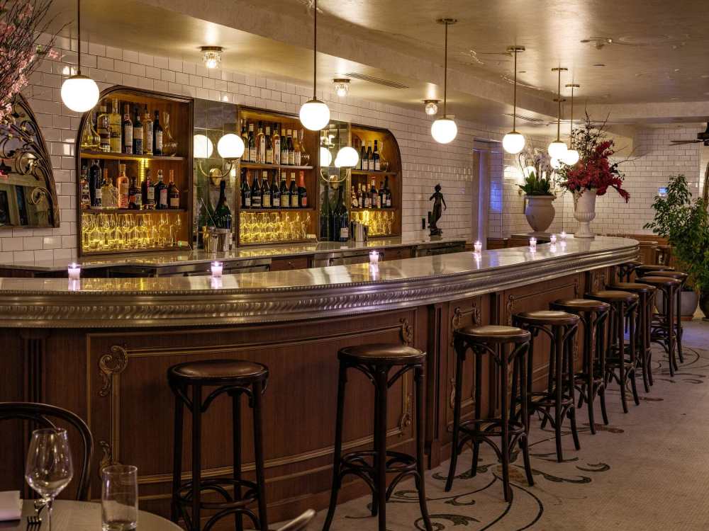 Окунитесь в Золотой век Парижа в La Grande Boucherie Miami.