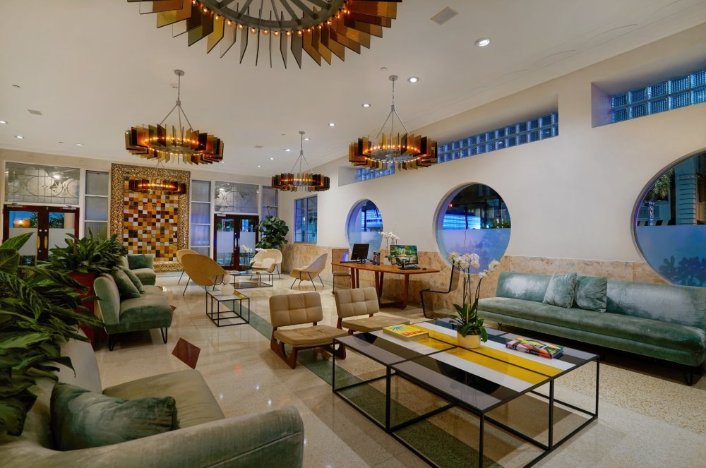 Hotel Lobby