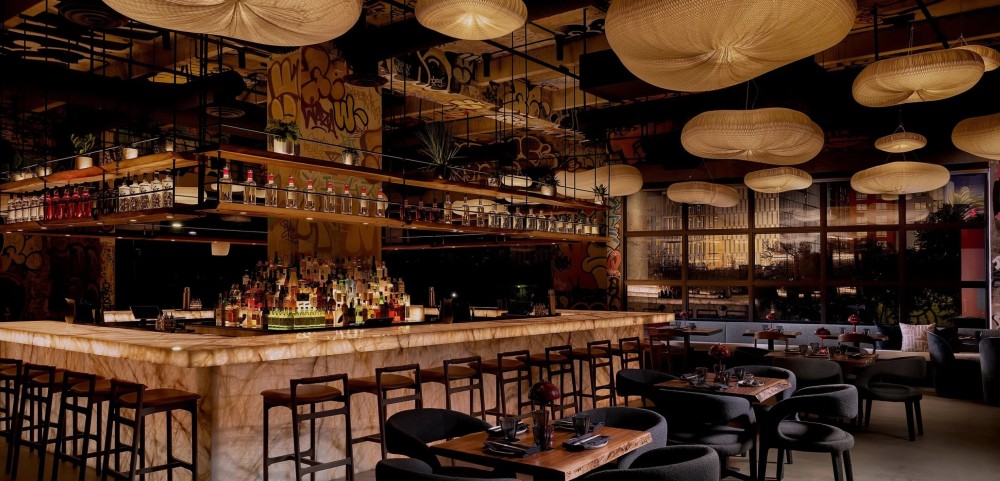 Main Dining Room & Bar