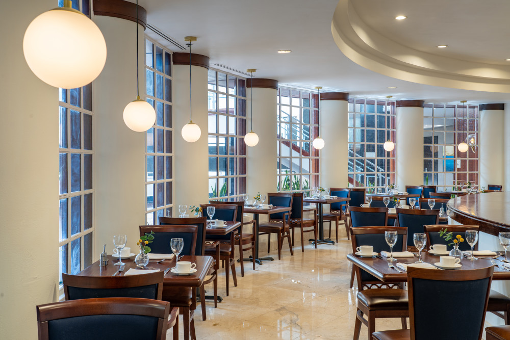 Classic American cuisine in a casual but elegant location.