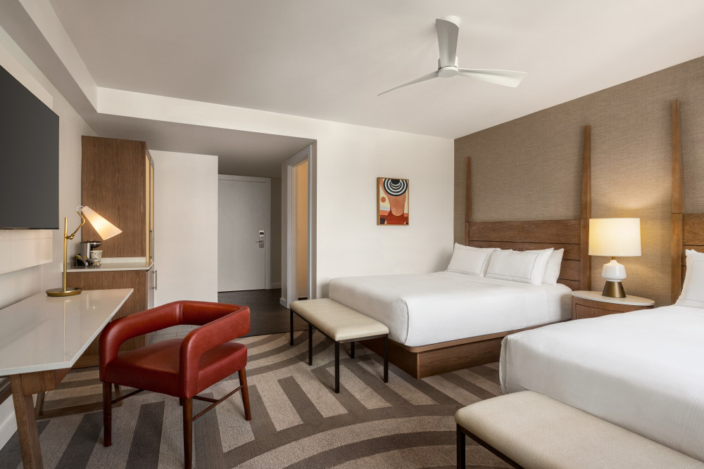Standard Queen Room